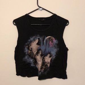 Sleeveless wolf tank top